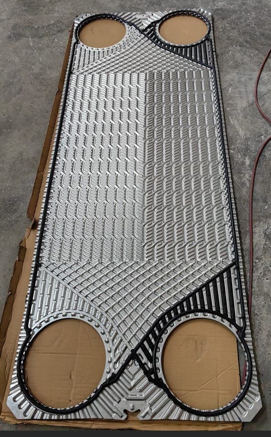 A plate with its gasket fitted. For the Alfa Laval TL35S, supplied by Synergizing Technologies.