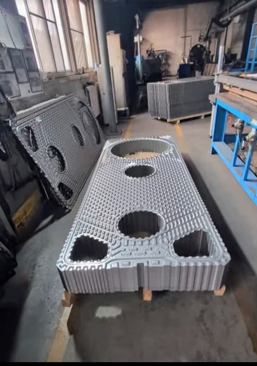 A replacement part For the Alfa Laval AC600, supplied by Synergizing Technologies.
